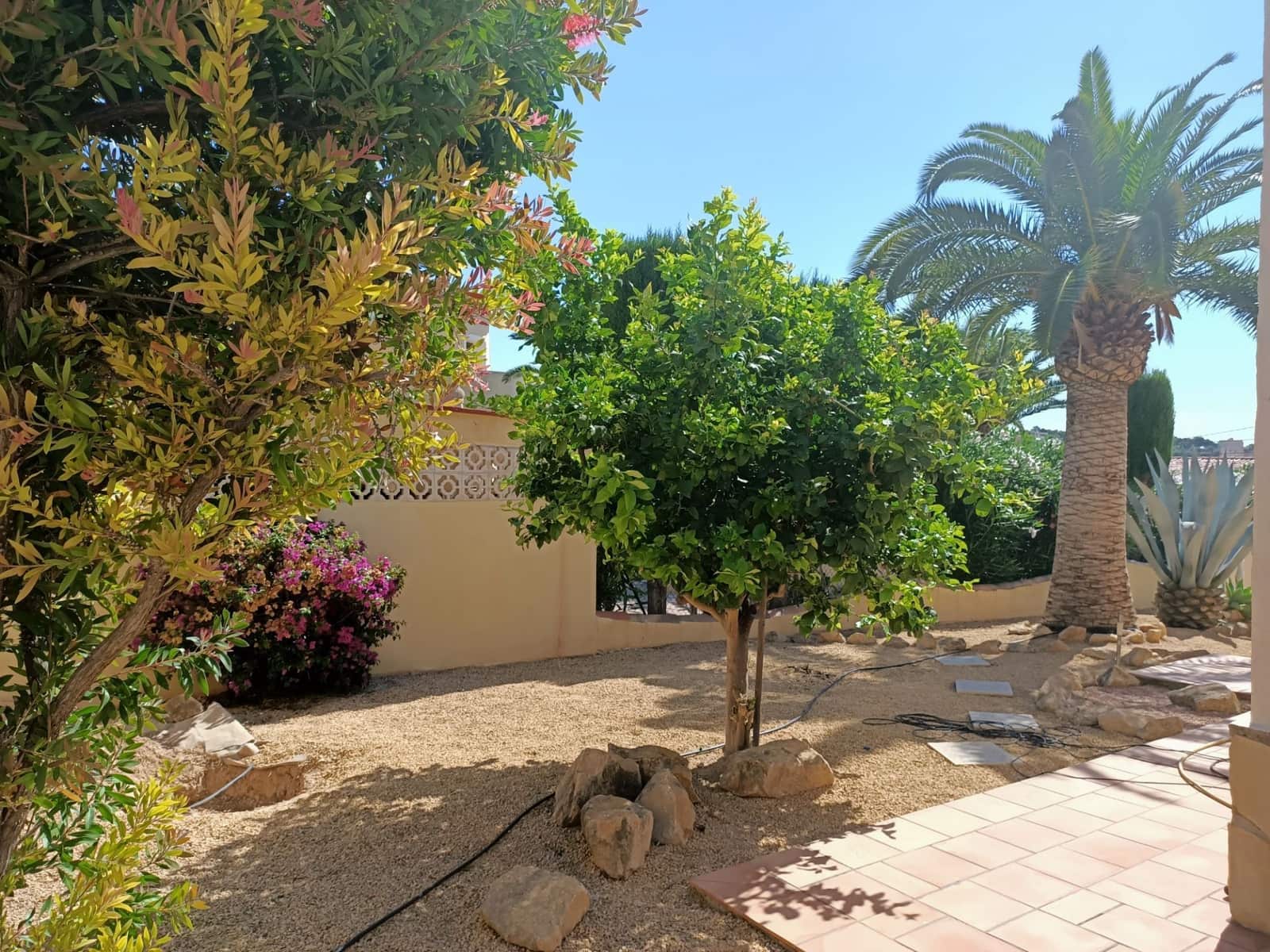 5 makuuhuone Huvila myytävänä paikassa Calpe / Calp mukana uima-altaan 
autotalli - 749 000 € (Ref: 6243463)