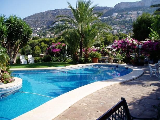 4 makuuhuone Huvila myytävänä paikassa Canuta, Calpe / Calp mukana uima-altaan 
autotalli - 2 500 000 € (Ref: 6313437)