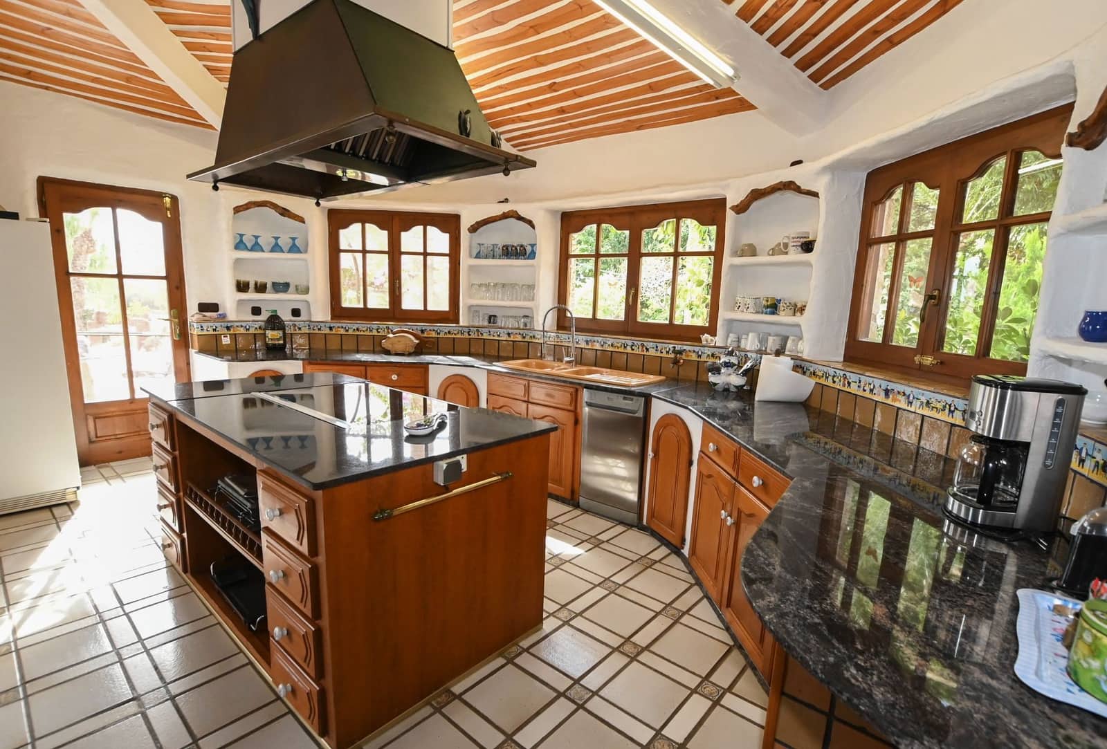 4 soveværelse Villa til salg i Calpe / Calp med swimmingpool garage - € 2.500.000 (Ref: 6313437)