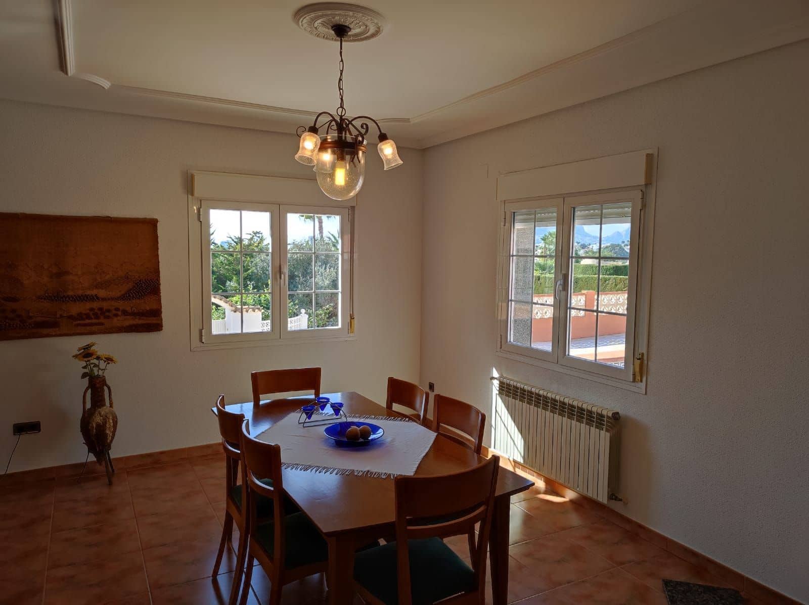 4 bedroom Villa for sale in Calpe / Calp with pool garage - € 714,000 (Ref: 6822388)