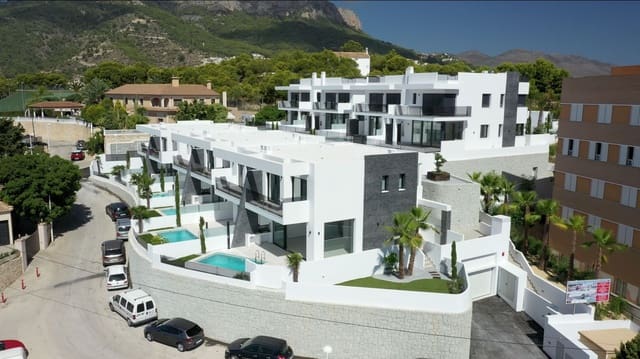 Chalet de 4 habitaciones en Calpe / Calp en venta con garaje - 1.055.000 € (Ref: 6899166)