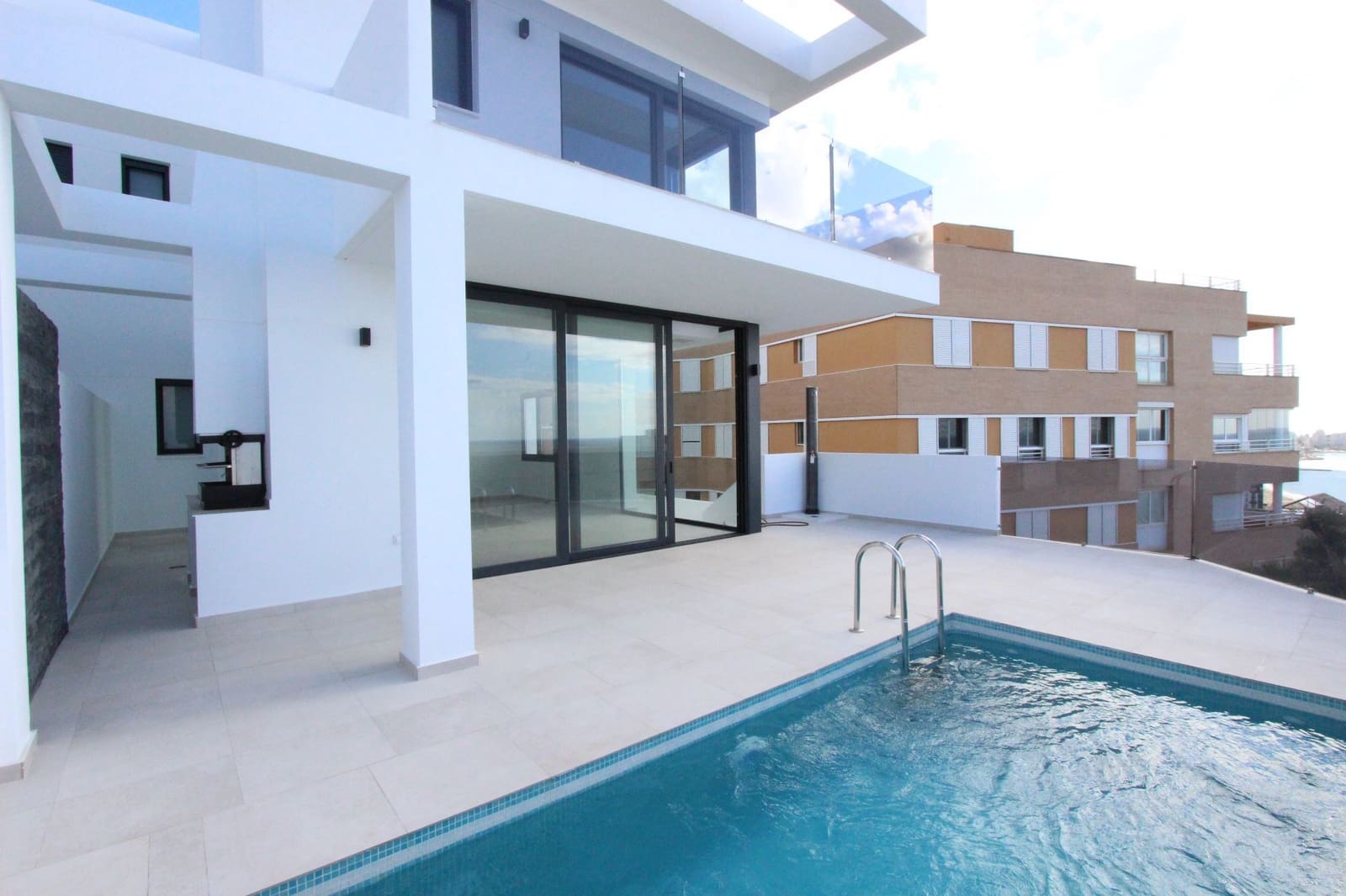 Chalet de 4 habitaciones en Calpe / Calp en venta con garaje - 1.055.000 € (Ref: 6899166)