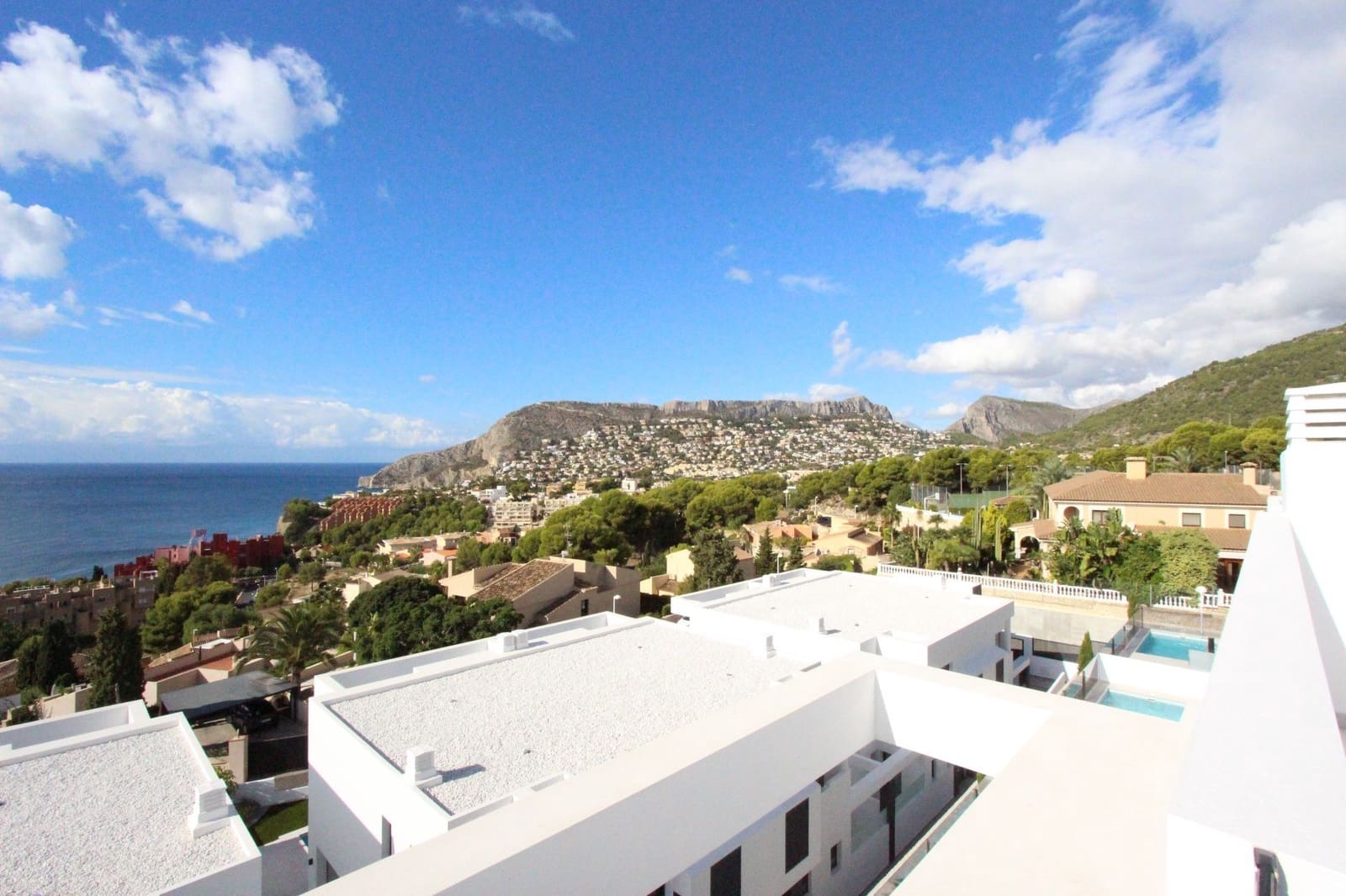 Chalet de 4 habitaciones en Calpe / Calp en venta con garaje - 1.055.000 € (Ref: 6899166)
