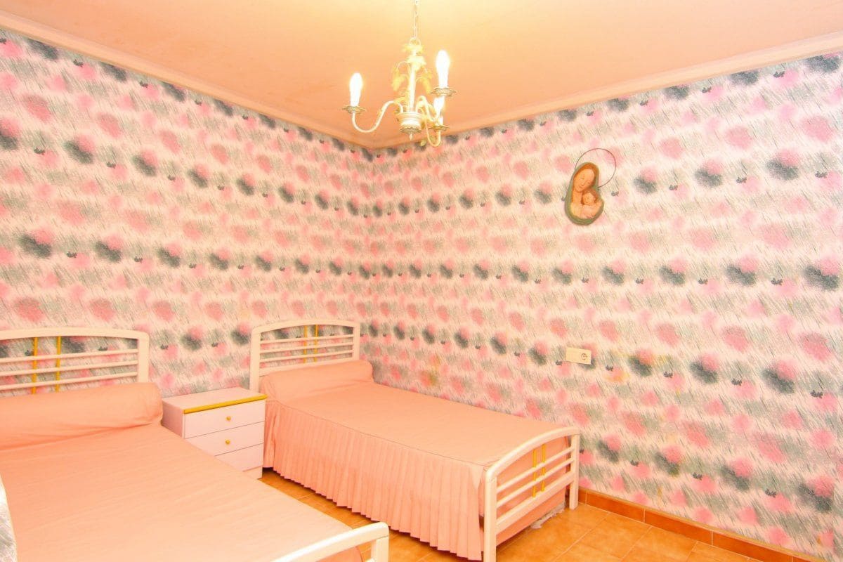 8 soveværelse Villa til salg i Pedreguer med swimmingpool garage - € 550.000 (Ref: 6900863)