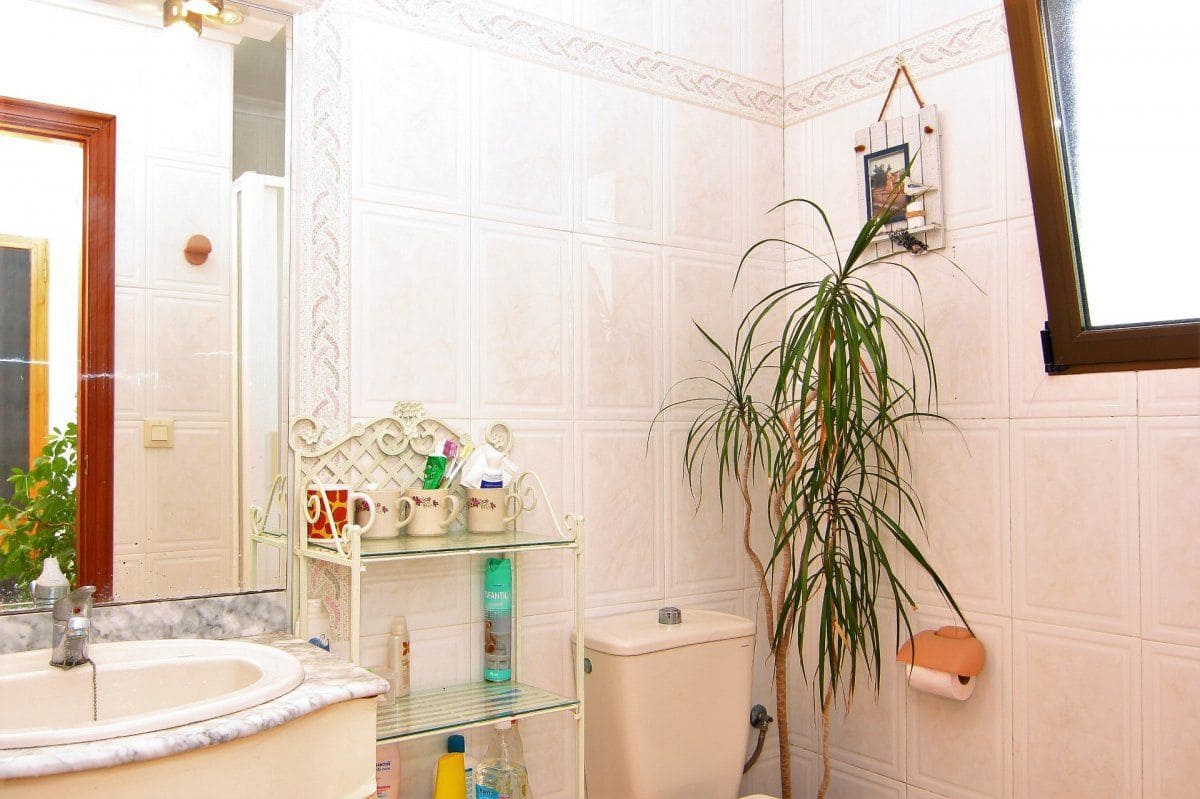 8 soveværelse Villa til salg i Pedreguer med swimmingpool garage - € 550.000 (Ref: 6900863)