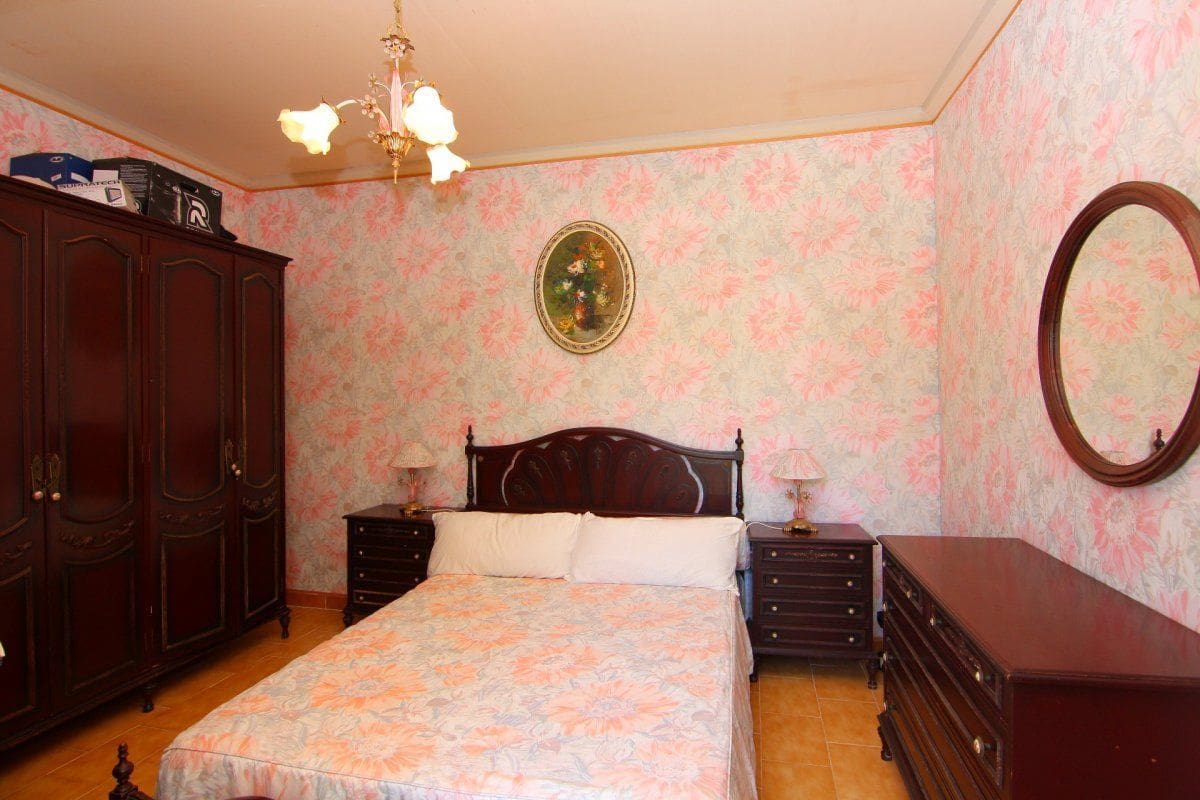 8 soveværelse Villa til salg i Pedreguer med swimmingpool garage - € 550.000 (Ref: 6900863)