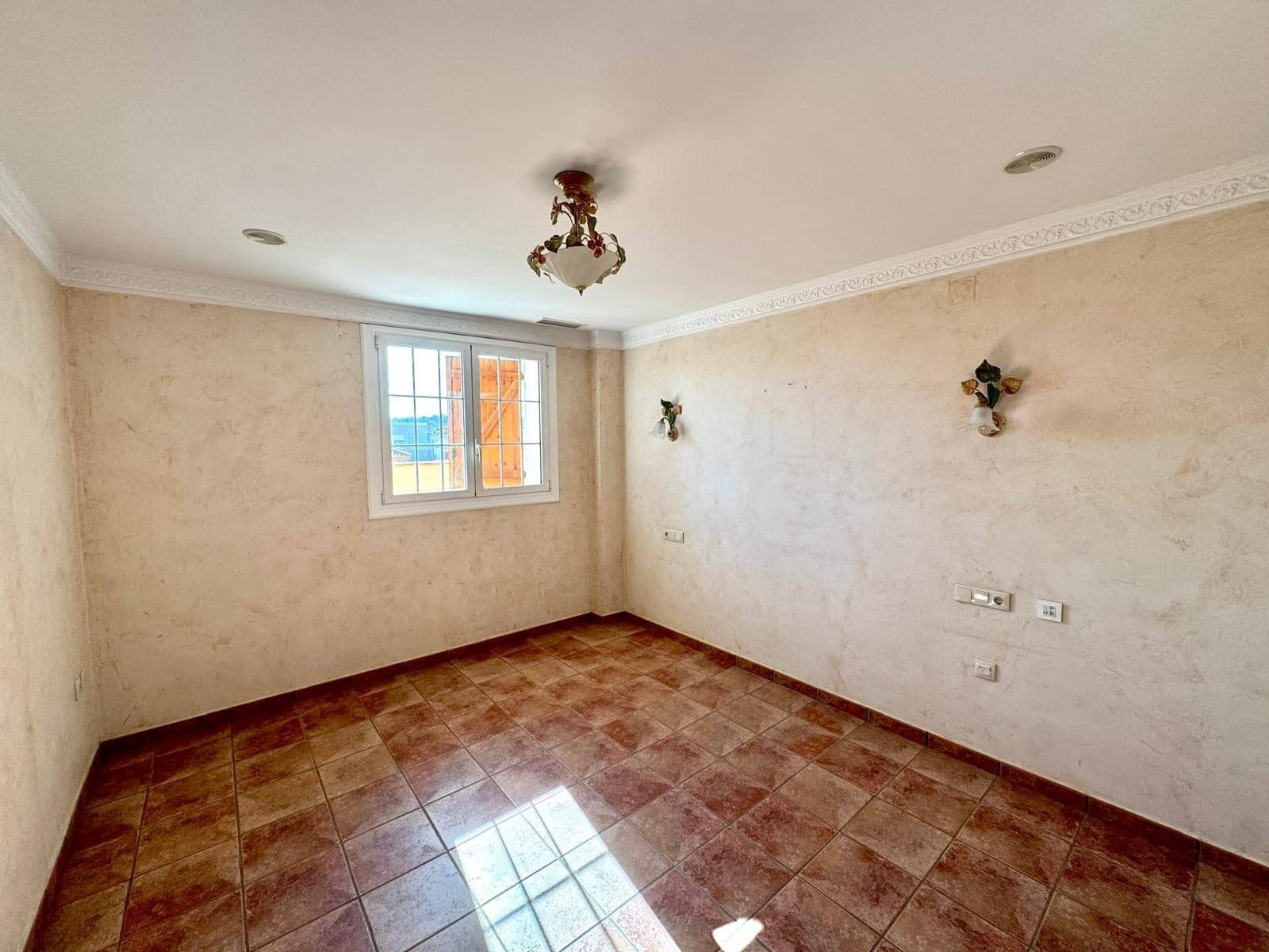 6 quarto Moradia para venda em Formentera del Segura com piscina garagem - 795 000 € (Ref: 10033060)