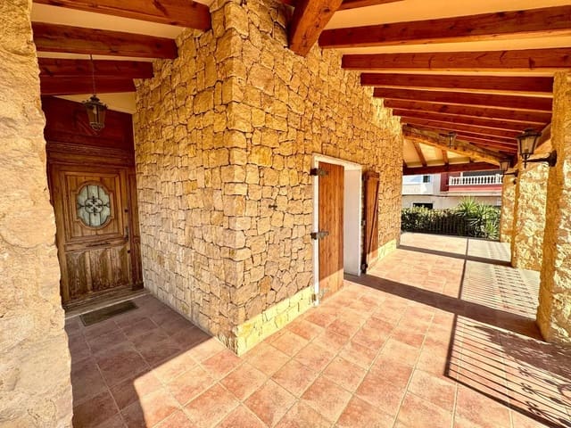 6 quarto Moradia para venda em Formentera del Segura com piscina garagem - 795 000 € (Ref: 10033060)