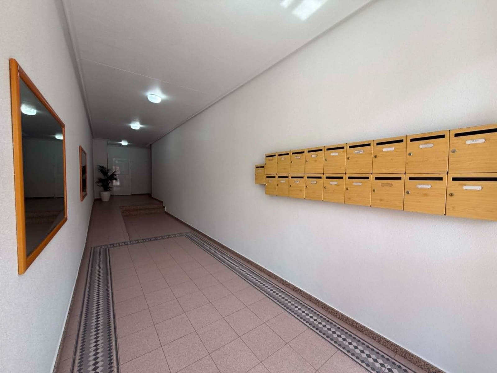 3 slaapkamer Appartement te koop in Almoradi - € 115.000 (Ref: 10043595)