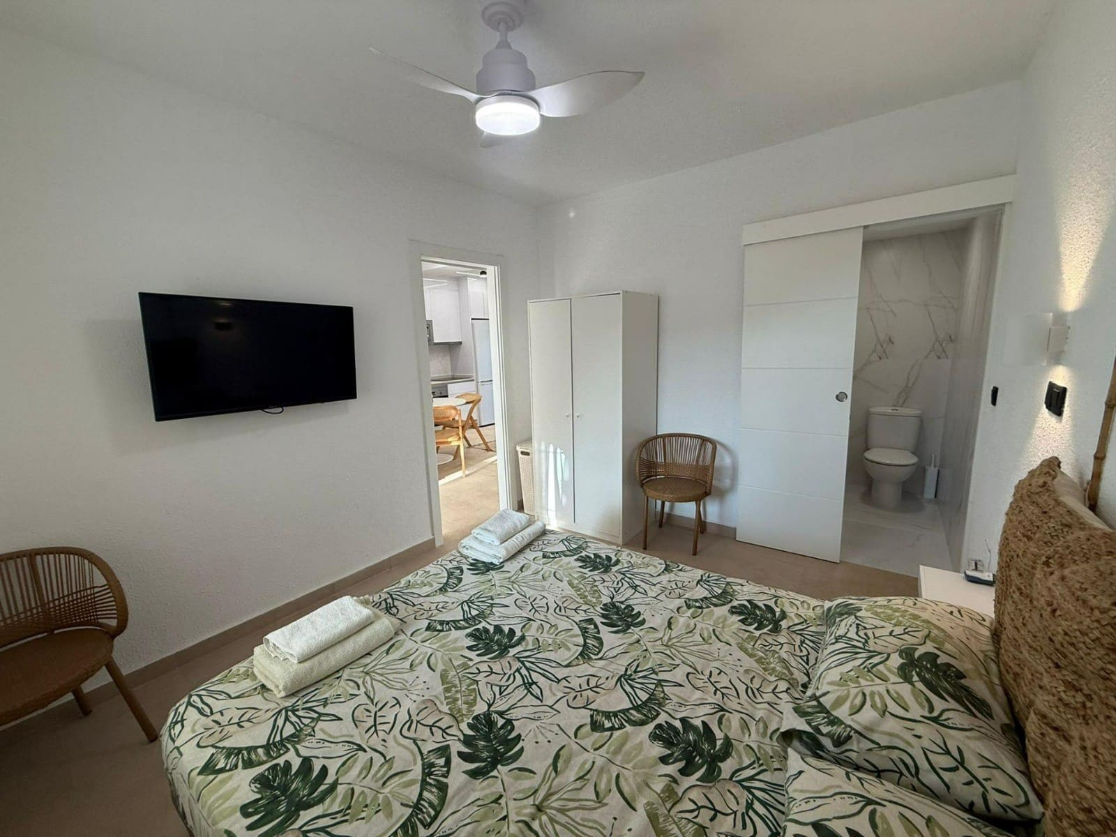 2 soverom Kjedet enebolig til salgs i Torrevieja med svømmebasseng - € 184 900 (Ref: 10072848)