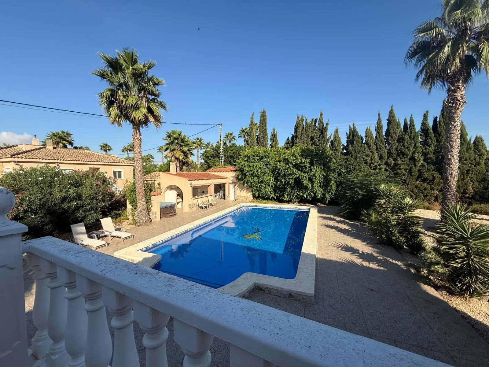 4 slaapkamer Villa te koop in Catral met zwembad garage - € 485.000 (Ref: 10100790)