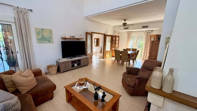 4 slaapkamer Villa te koop in Catral met zwembad garage - € 485.000 (Ref: 10100790)