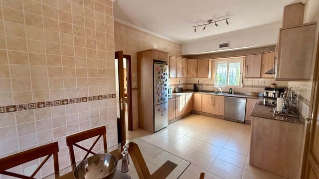 4 slaapkamer Villa te koop in Catral met zwembad garage - € 485.000 (Ref: 10100790)