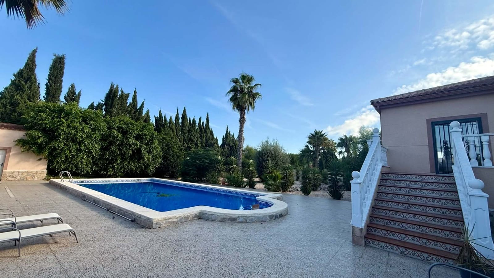 4 slaapkamer Villa te koop in Catral met zwembad garage - € 485.000 (Ref: 10100790)