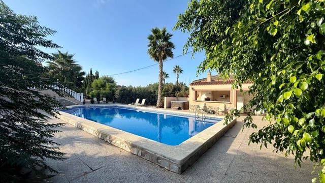 4 slaapkamer Villa te koop in Catral met zwembad garage - € 485.000 (Ref: 10100790)
