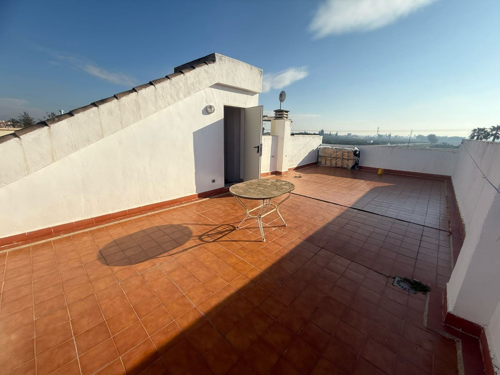 2 slaapkamer Appartement te koop in Daya Nueva met zwembad - € 115.000 (Ref: 7008642)