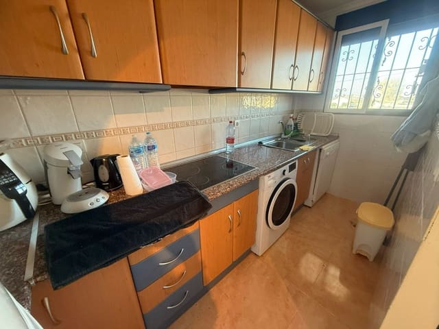 2 slaapkamer Appartement te koop in Daya Nueva met zwembad - € 115.000 (Ref: 7008642)