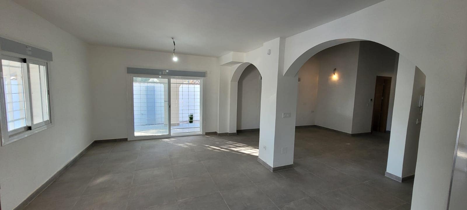 3 slaapkamer Villa te koop in Catral met zwembad - € 450.000 (Ref: 7364772)