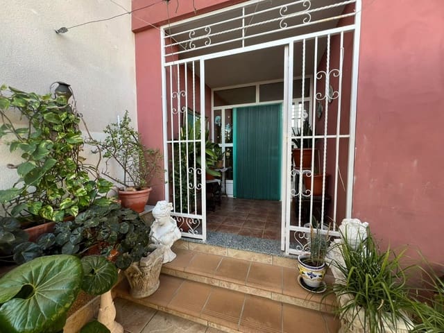 4 slaapkamer Huis te koop in Formentera del Segura met garage - € 228.000 (Ref: 7941005)