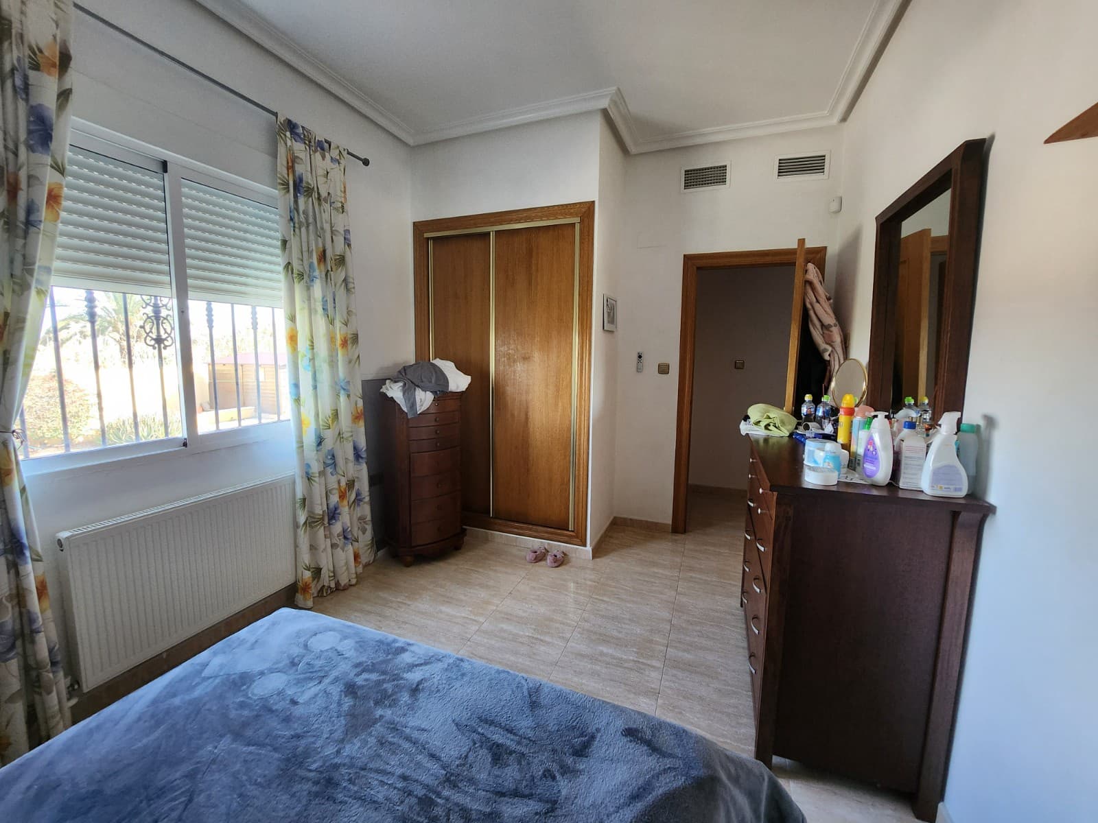 4 soveværelse Villa til salg i Catral med swimmingpool - € 385.000 (Ref: 8751622)