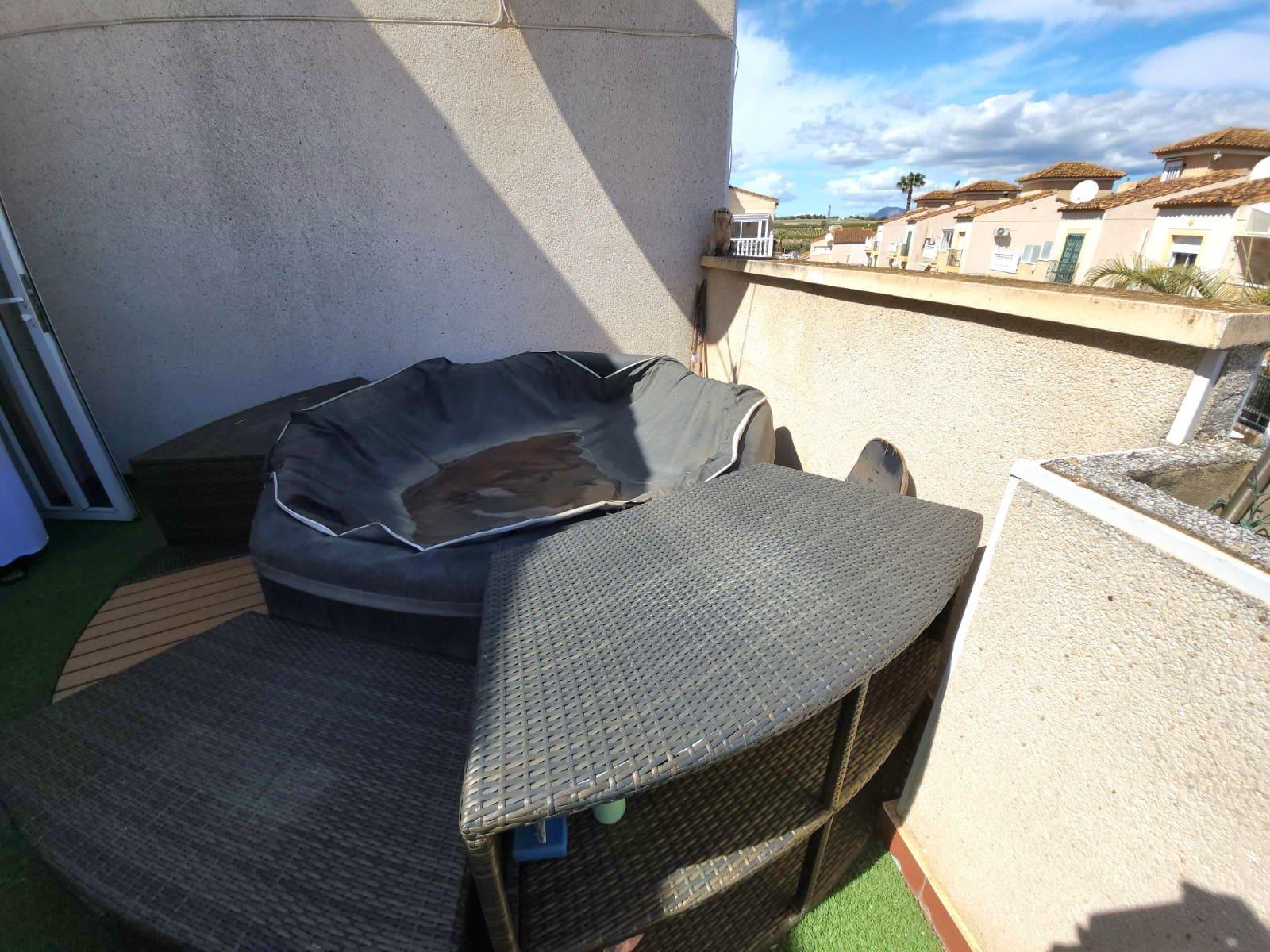 3 makuuhuone Paritalo myytävänä paikassa Algorfa mukana uima-altaan - 150 000 € (Ref: 8893839)