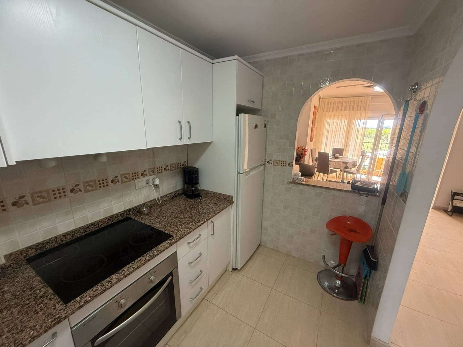 2 soverom Leilighet til salgs i Daya Nueva med svømmebasseng - € 119 500 (Ref: 8969414)