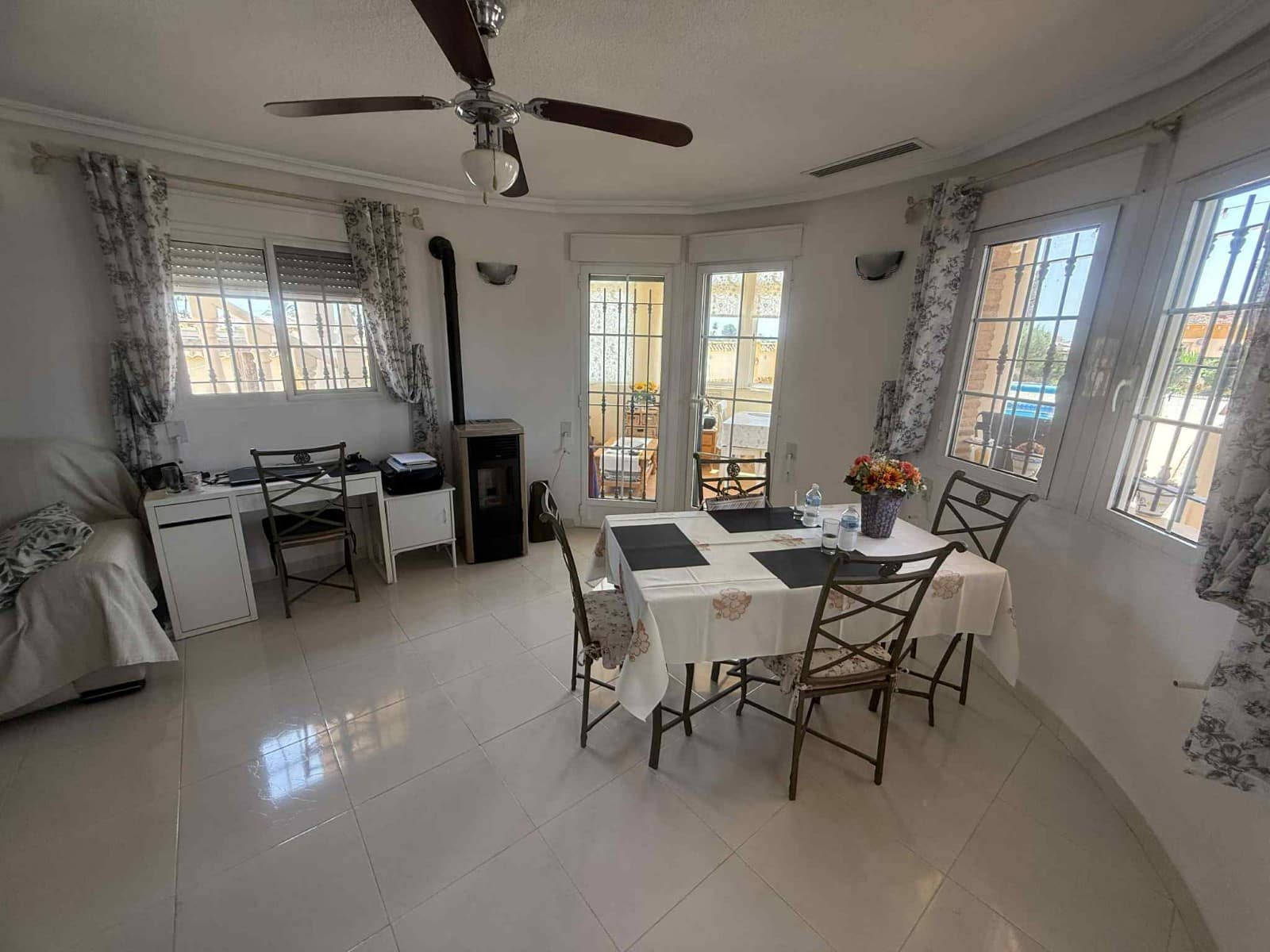 3 slaapkamer Villa te koop in Catral met zwembad - € 369.000 (Ref: 9066742)