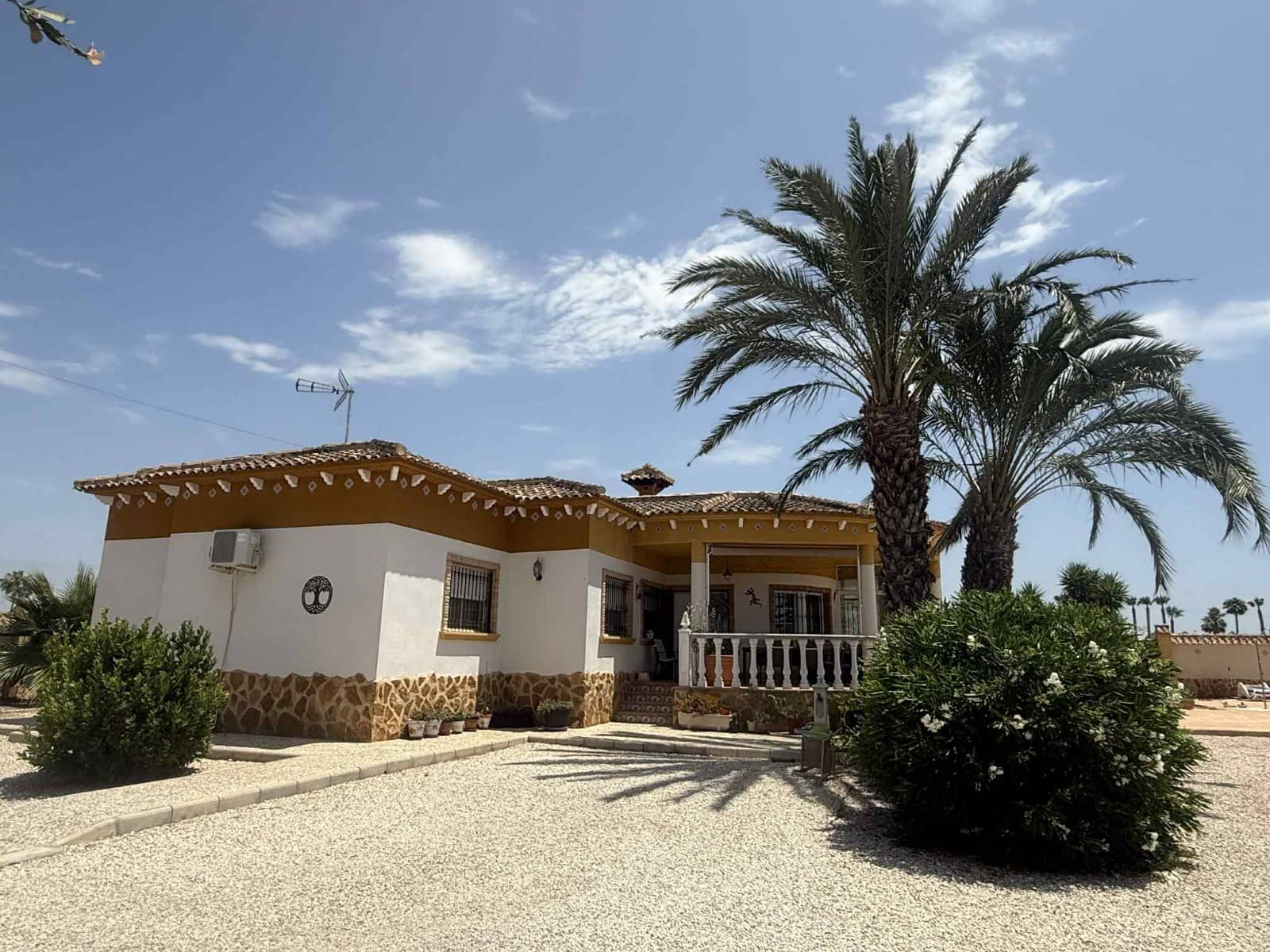 3 slaapkamer Villa te koop in Catral met zwembad - € 369.000 (Ref: 9066742)