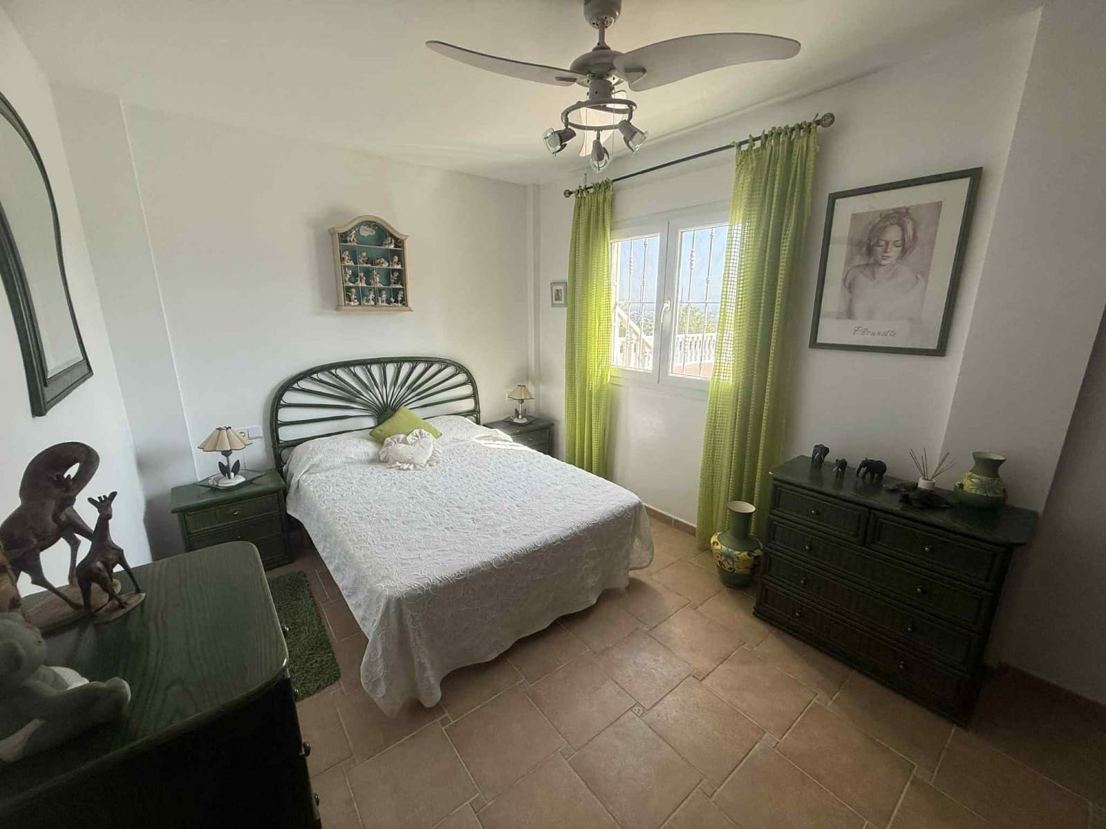 3 bedroom Villa for sale in Almoradi with pool - € 599,990 (Ref: 9074533)