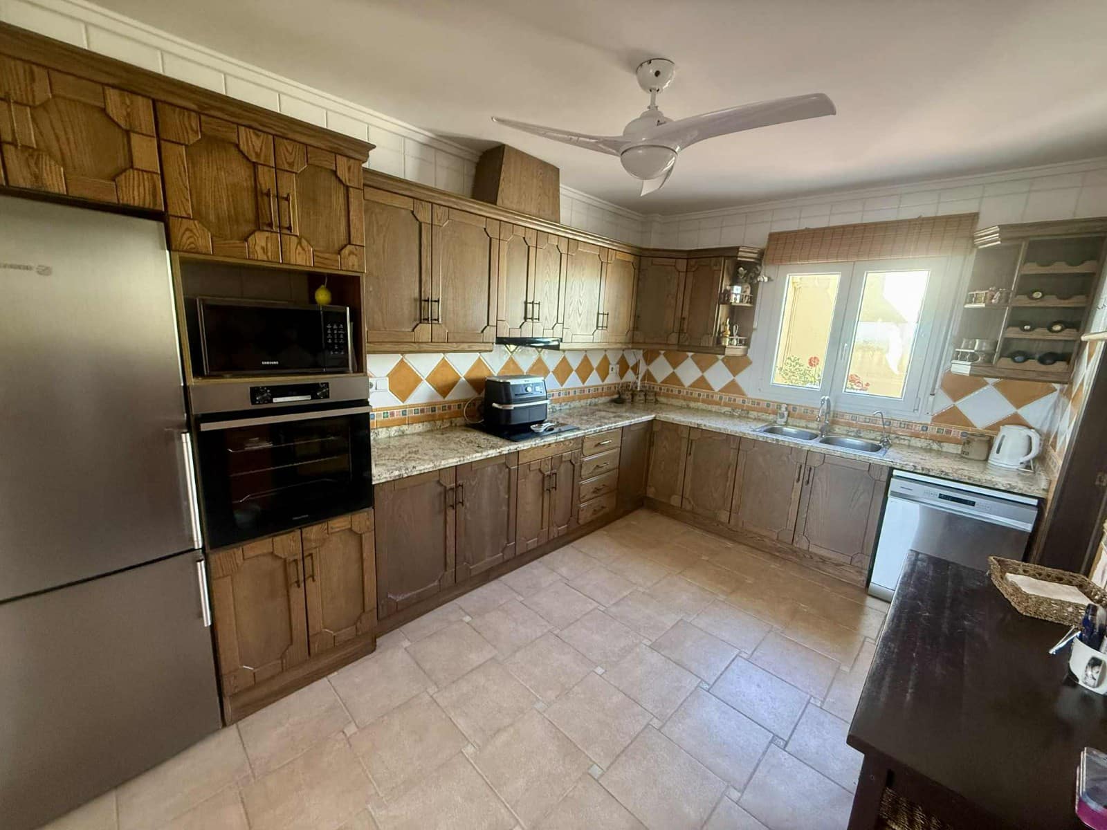 3 bedroom Villa for sale in Almoradi with pool - € 599,990 (Ref: 9074533)