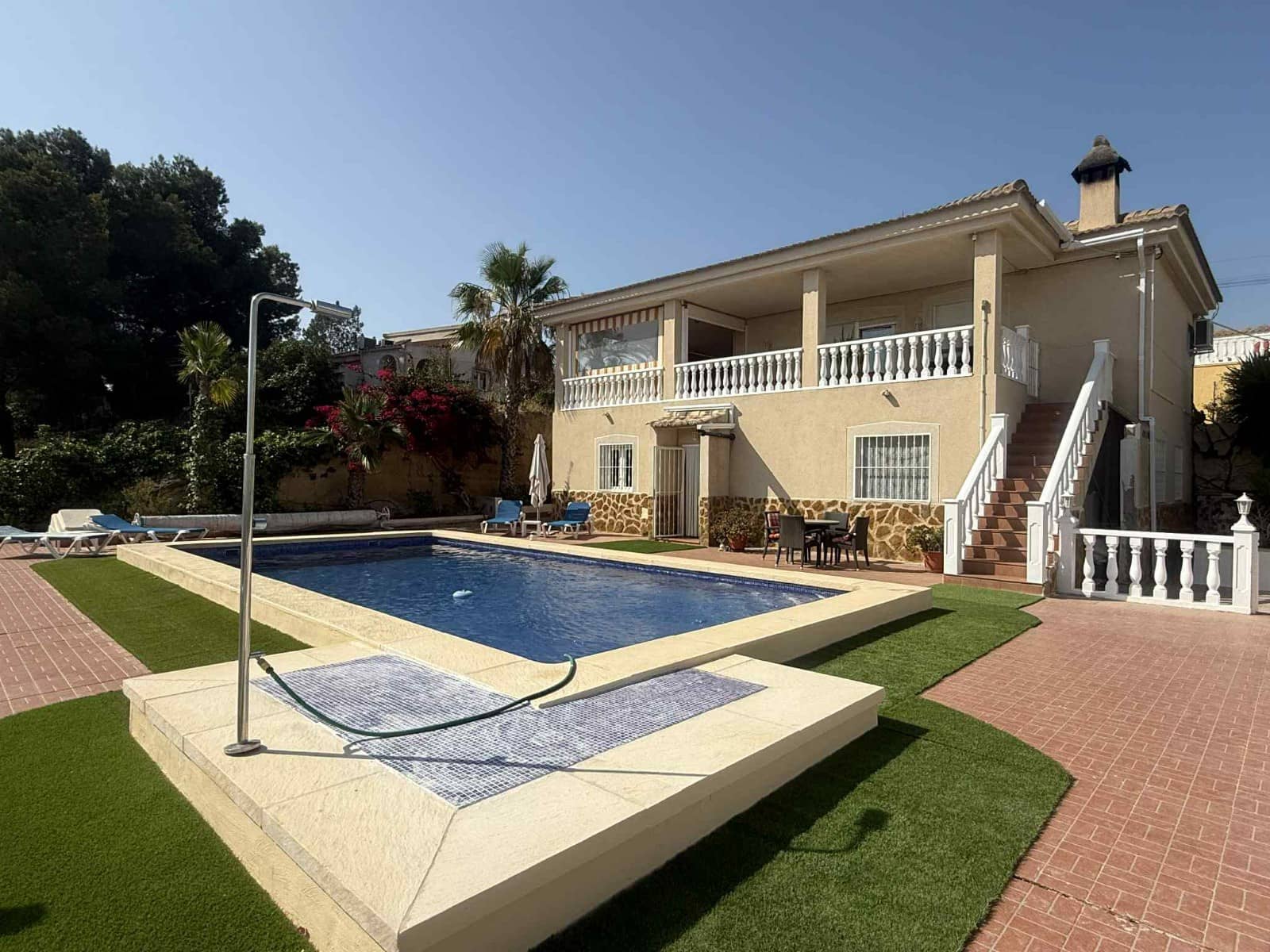 3 bedroom Villa for sale in Almoradi with pool - € 599,990 (Ref: 9074533)