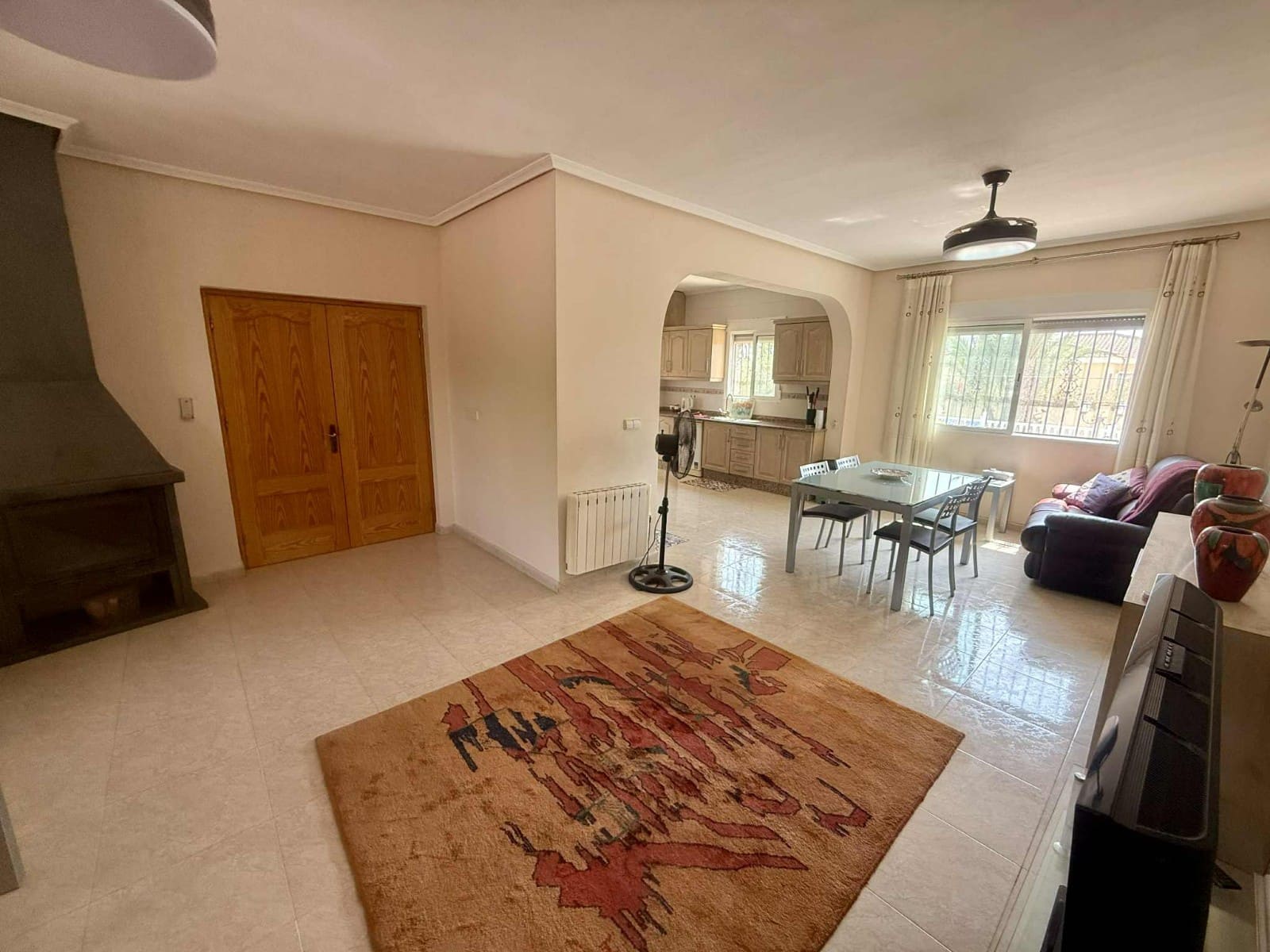 3 soveværelse Finca/Landehus til salg i Catral med swimmingpool - € 375.000 (Ref: 9187441)