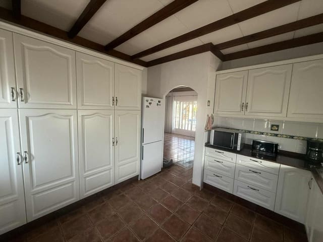 3 chambre Finca/Maison de Campagne à vendre à Catral avec piscine - 385 000 € (Ref: 9190261)