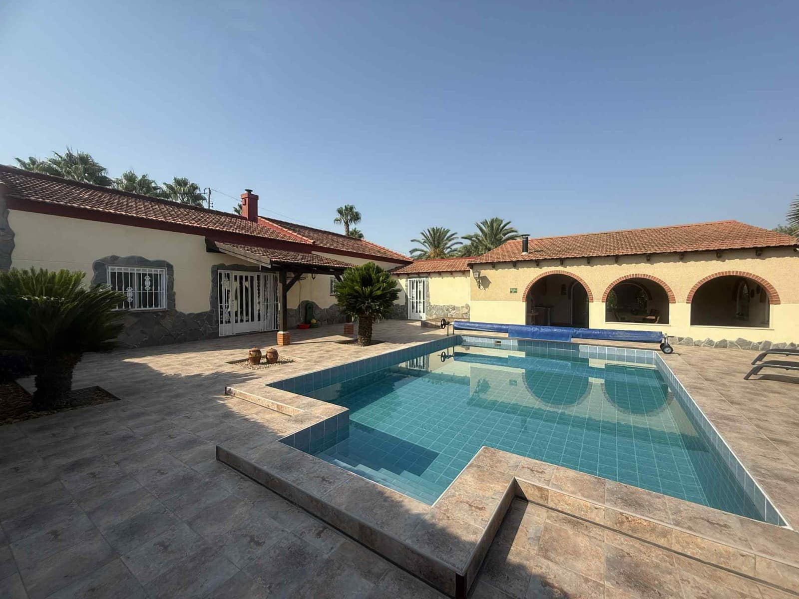 Finca/Casa Rural de 3 habitaciones en Catral en venta con piscina - 385.000 € (Ref: 9190261)