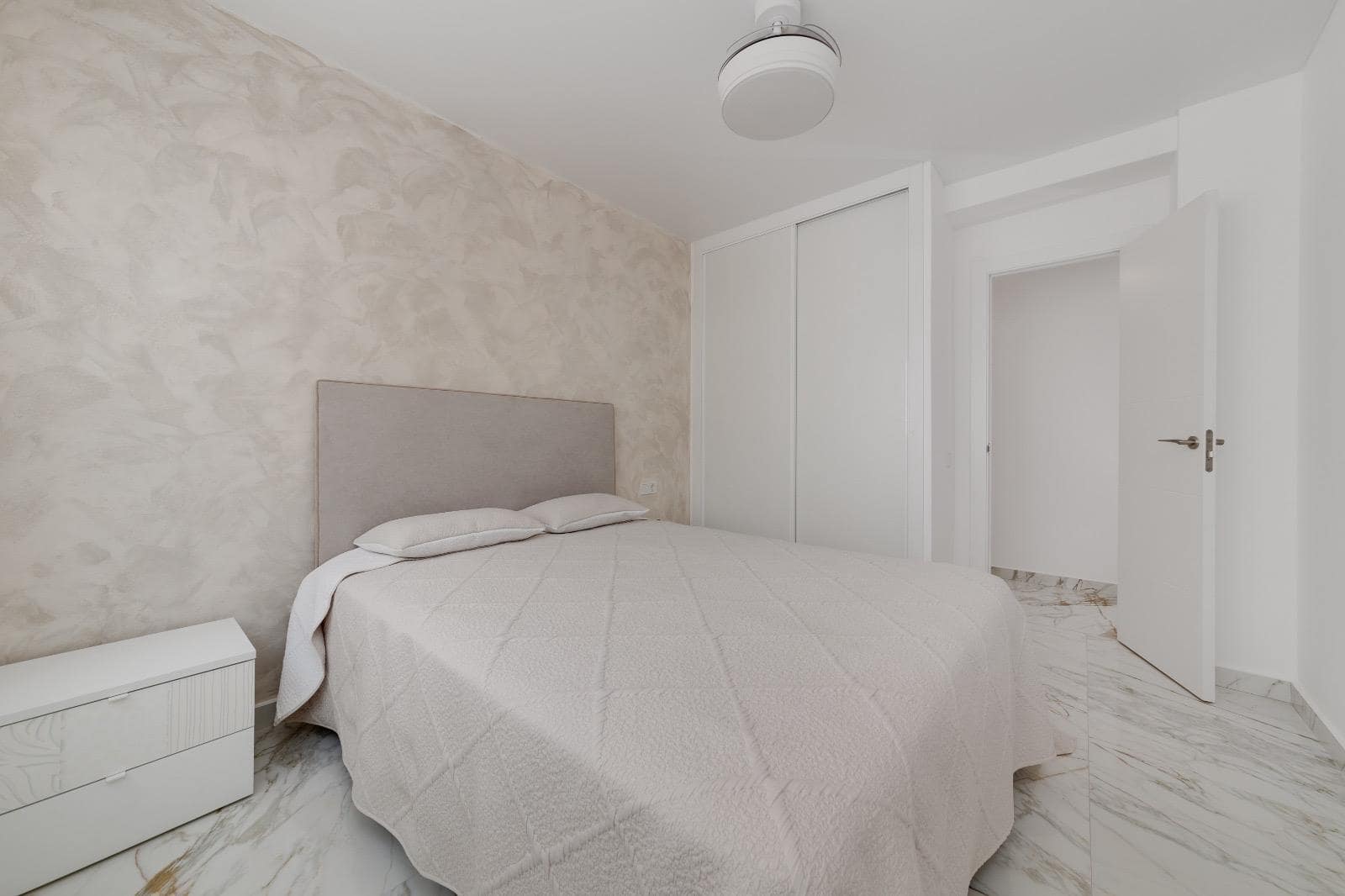 3 quarto Apartamento para venda em Torrevieja - 209 900 € (Ref: 9444701)