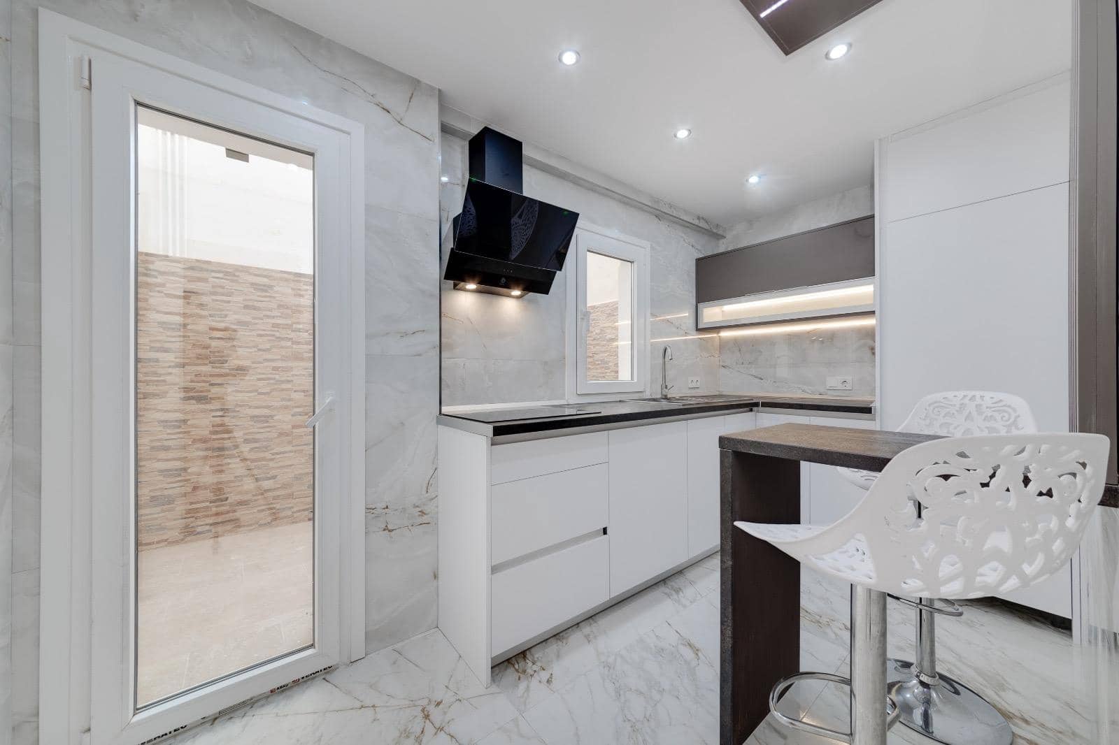 3 quarto Apartamento para venda em Torrevieja - 209 900 € (Ref: 9444701)