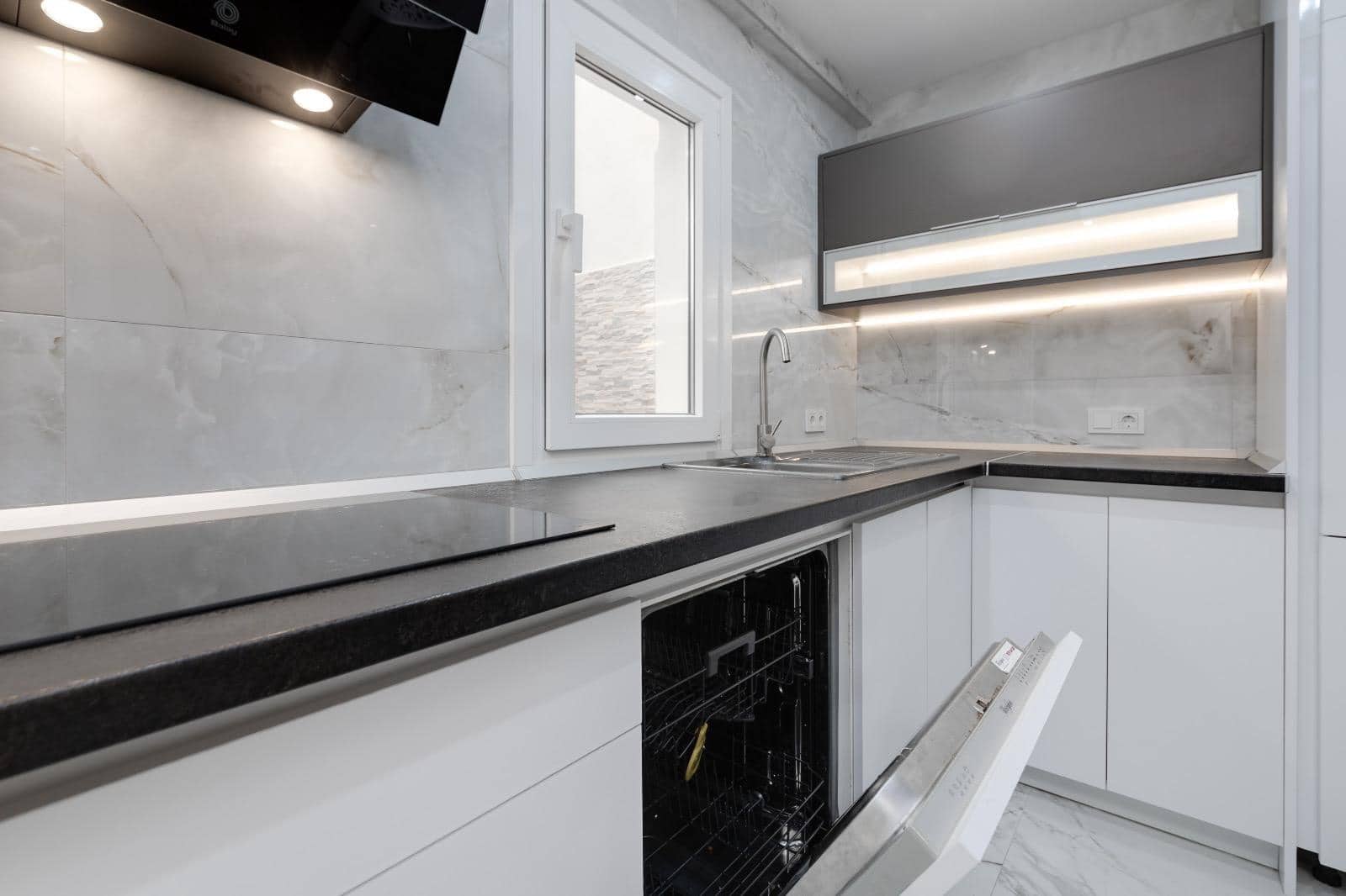 3 quarto Apartamento para venda em Torrevieja - 209 900 € (Ref: 9444701)