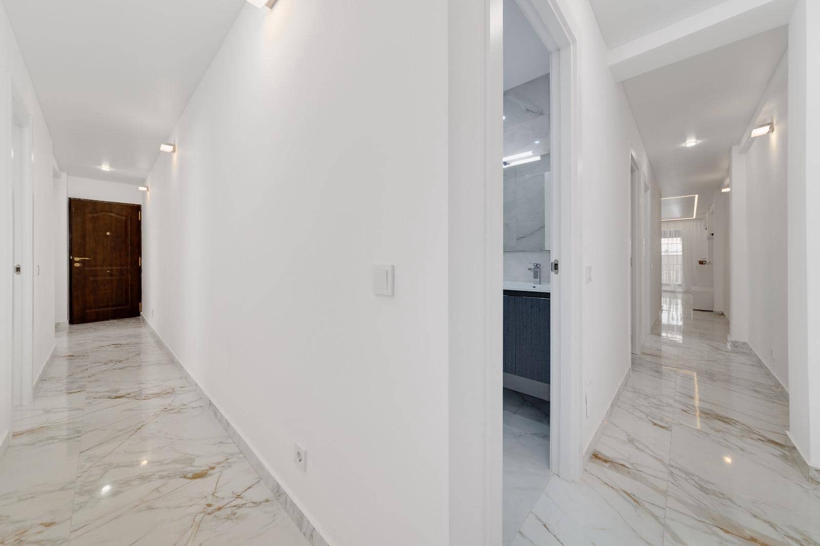 3 quarto Apartamento para venda em Torrevieja - 209 900 € (Ref: 9444701)