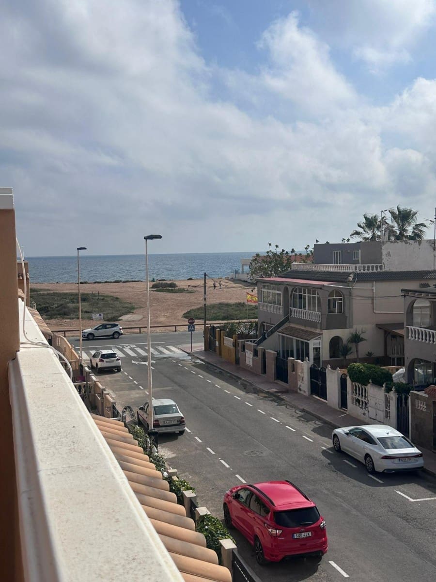 3 soverom Hus til salgs i Torrevieja med svømmebasseng - € 266 000 (Ref: 9444702)