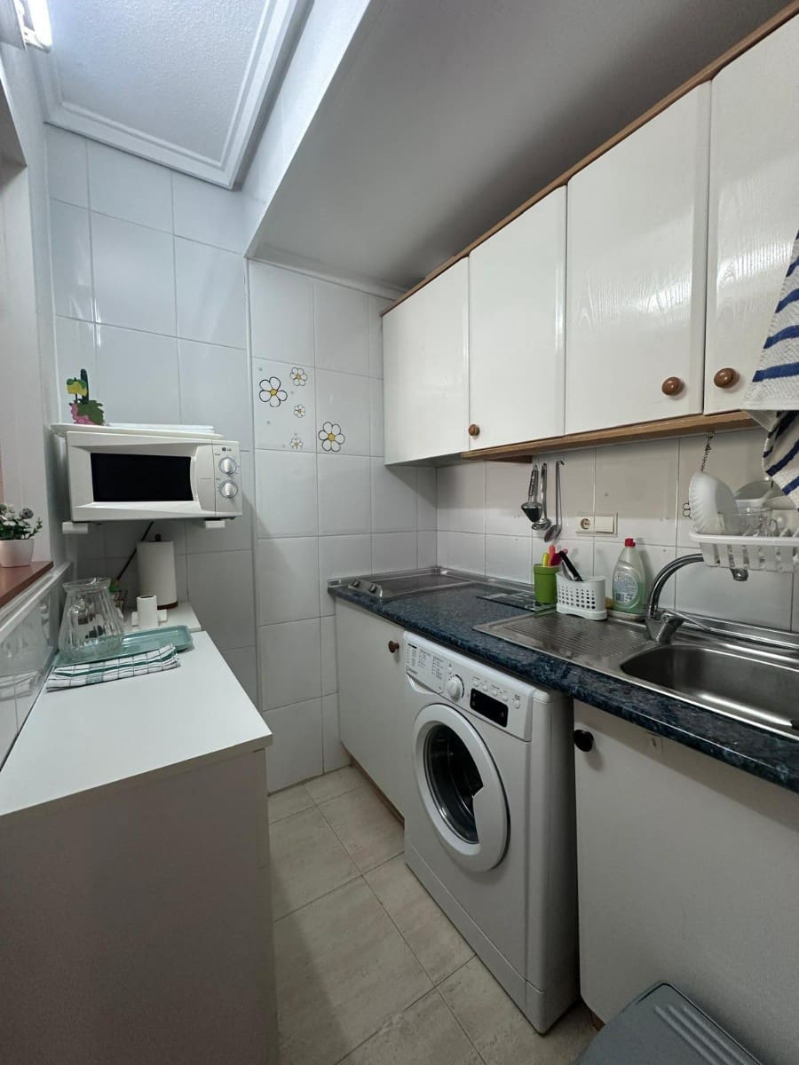 Studio til salg i Torrevieja - € 89.900 (Ref: 9444703)