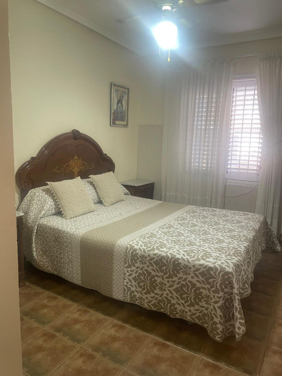 5 chambre Maison de Ville à vendre à Torrevieja avec piscine garage - 315 000 € (Ref: 9444711)