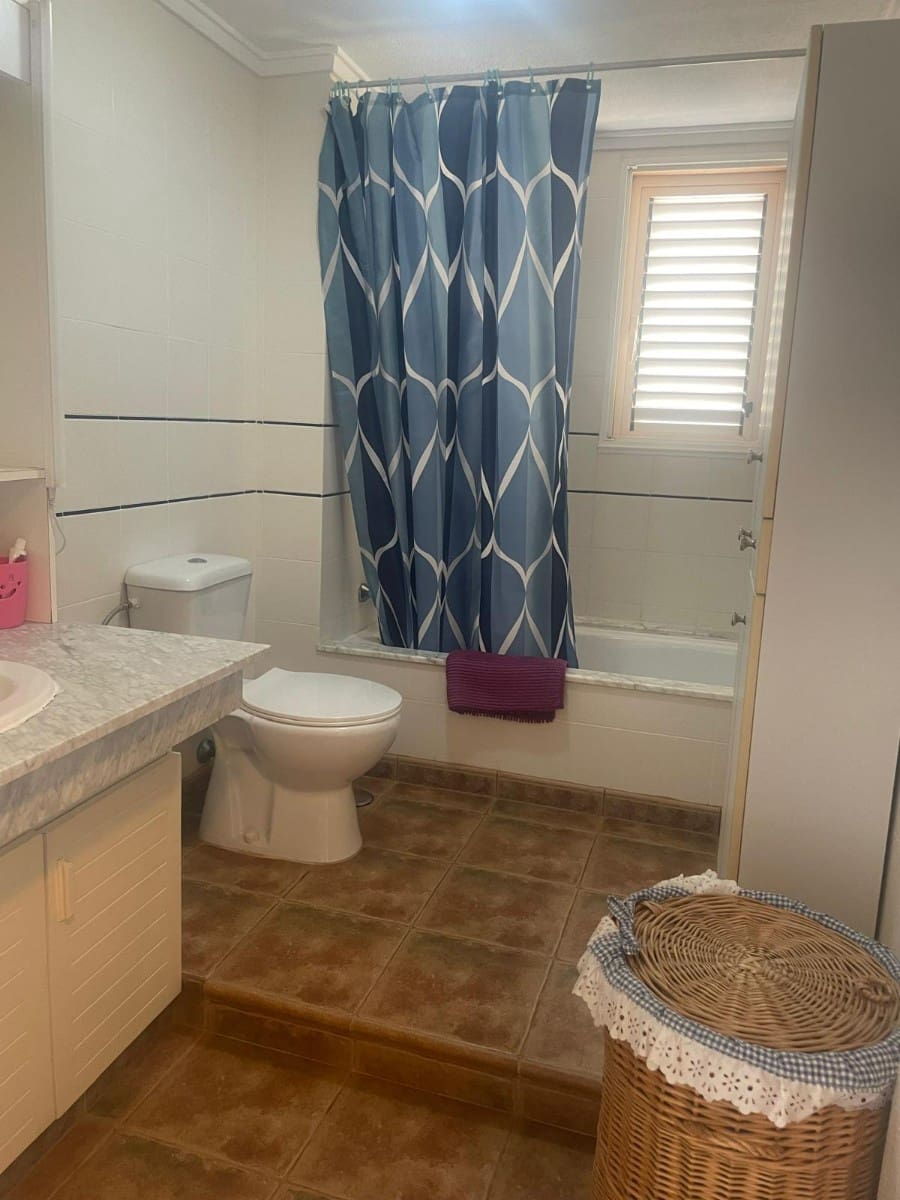 5 chambre Maison de Ville à vendre à Torrevieja avec piscine garage - 315 000 € (Ref: 9444711)