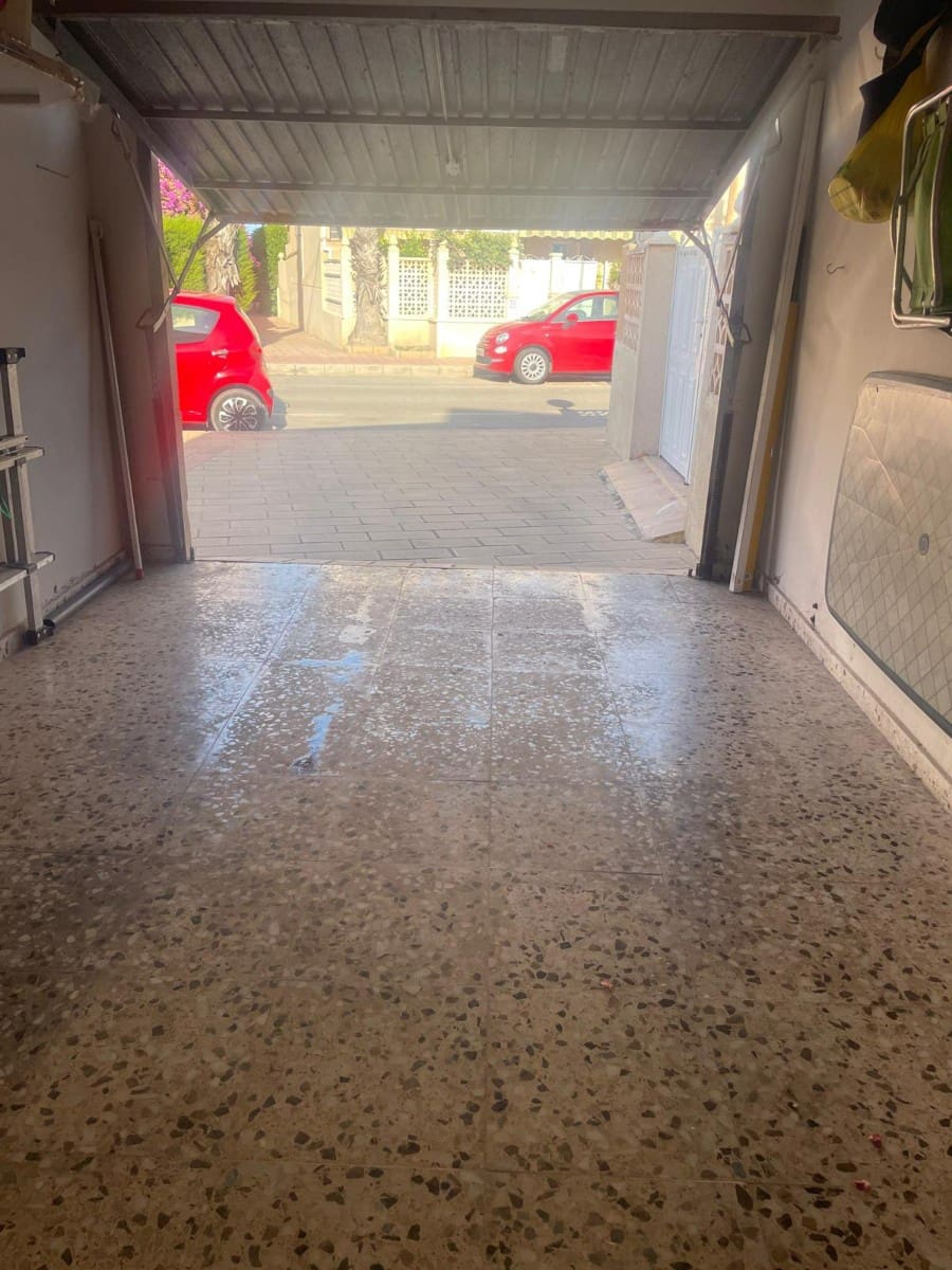 5 chambre Maison de Ville à vendre à Torrevieja avec piscine garage - 315 000 € (Ref: 9444711)