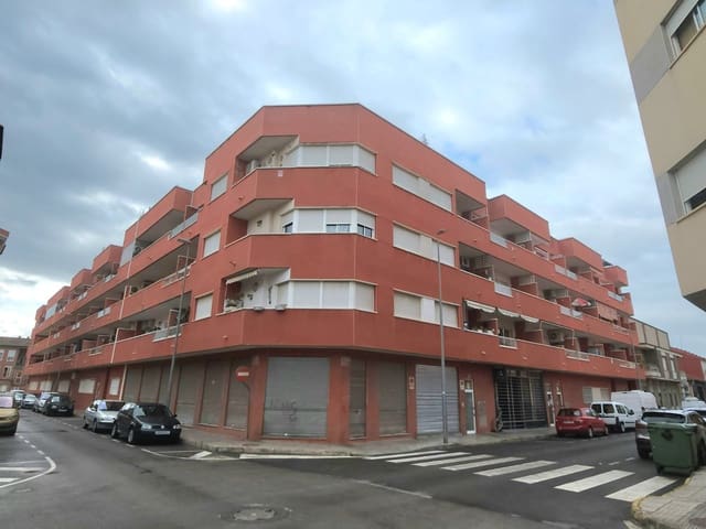 3 slaapkamer Penthouse te koop in Almoradí met zwembad - € 135.000 (Ref: 9444718)