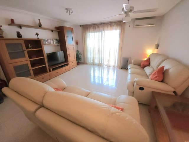 3 slaapkamer Penthouse te koop in Almoradí met zwembad - € 135.000 (Ref: 9444718)