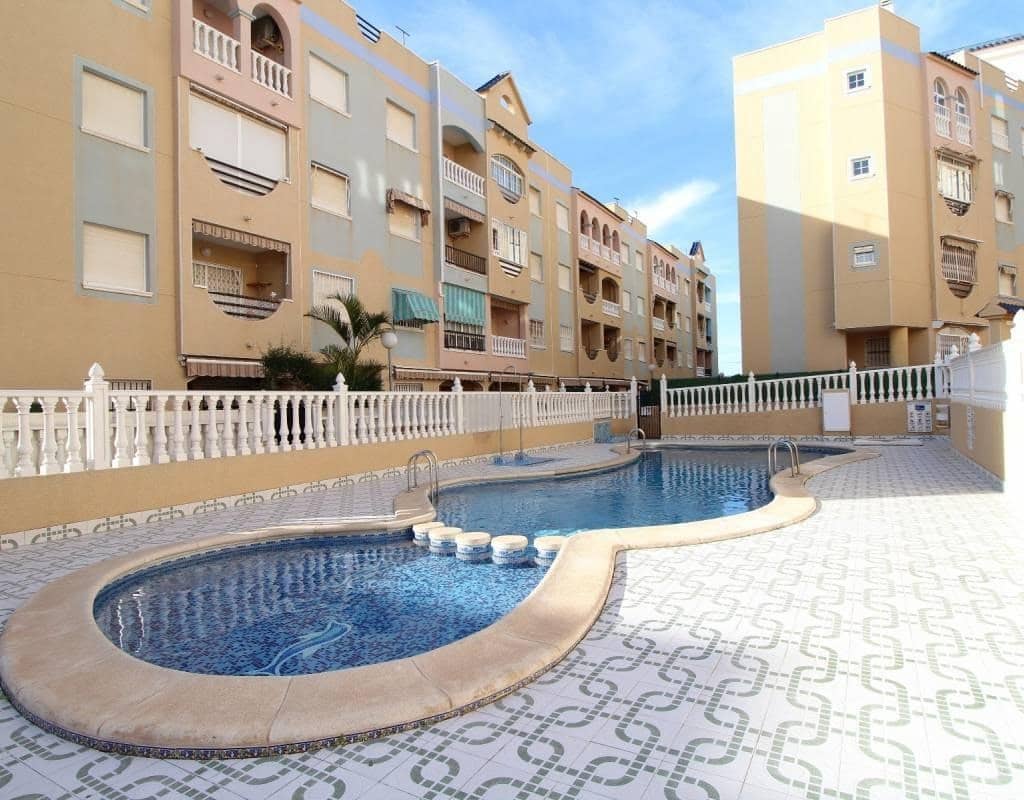 2 Zimmer Apartment zu verkaufen in La Mata mit Pool - 147.000 € (Ref: 9444735)