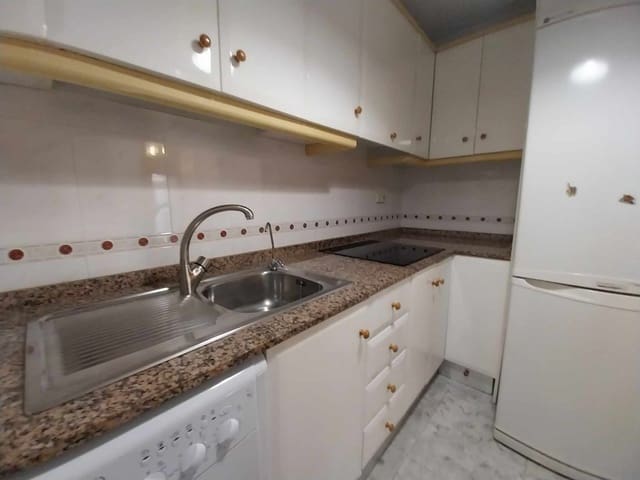 2 Zimmer Apartment zu verkaufen in La Mata, Torrevieja mit Pool - 147.000 € (Ref: 9444735)