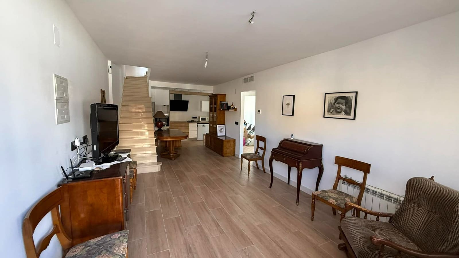 3 bedroom Semi-detached Villa for sale in Almoradi with pool - € 185,000 (Ref: 9444739)