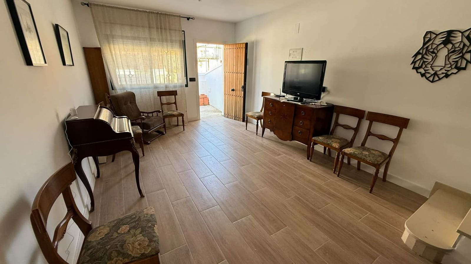 3 bedroom Semi-detached Villa for sale in Almoradi with pool - € 185,000 (Ref: 9444739)