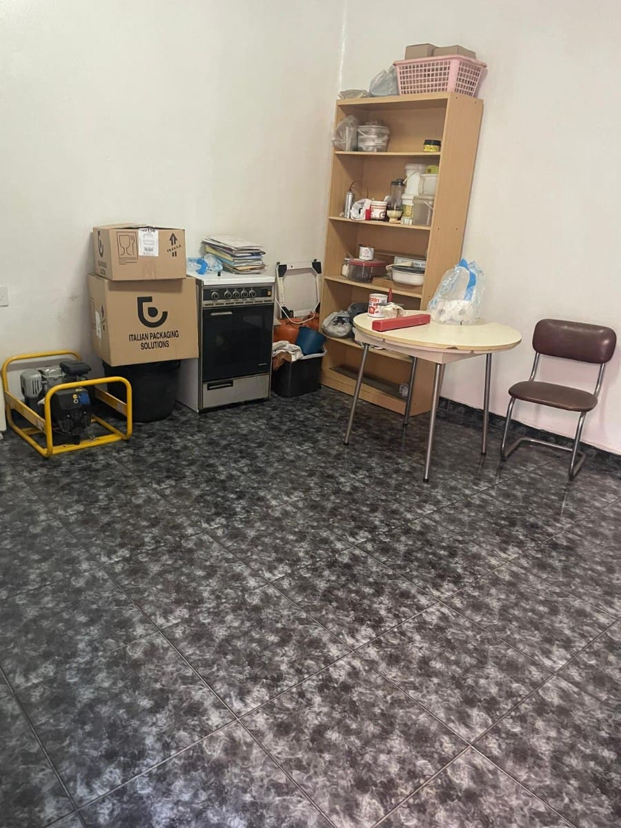 2 slaapkamer Bedrijf te koop in Almoradi - € 95.000 (Ref: 9444742)